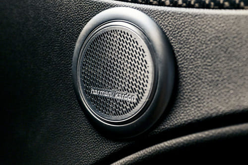 Speakers View of Alfa Romeo Stelvio