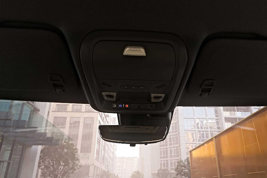 XT4 Courtesy Lamps