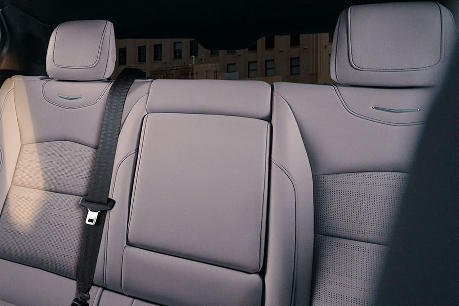 كاديلاك XT4 Rear Seats