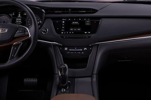 XT6 Center Console