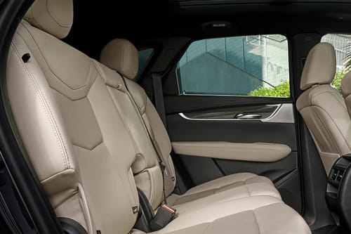 كاديلاك XT5 Rear Seats