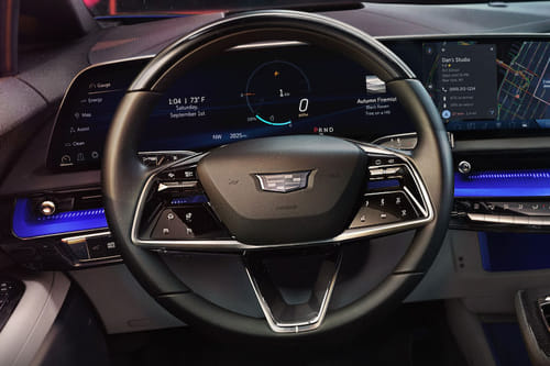 كاديلاك أوبتيك Steering Wheel