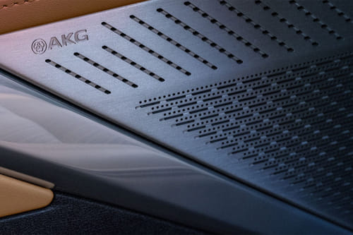 Speakers View of Cadillac ESCALADE IQ