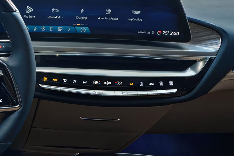 Front AC Controls of كاديلاك ليريك