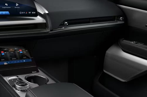 كاديلاك فيستيك Glove Box