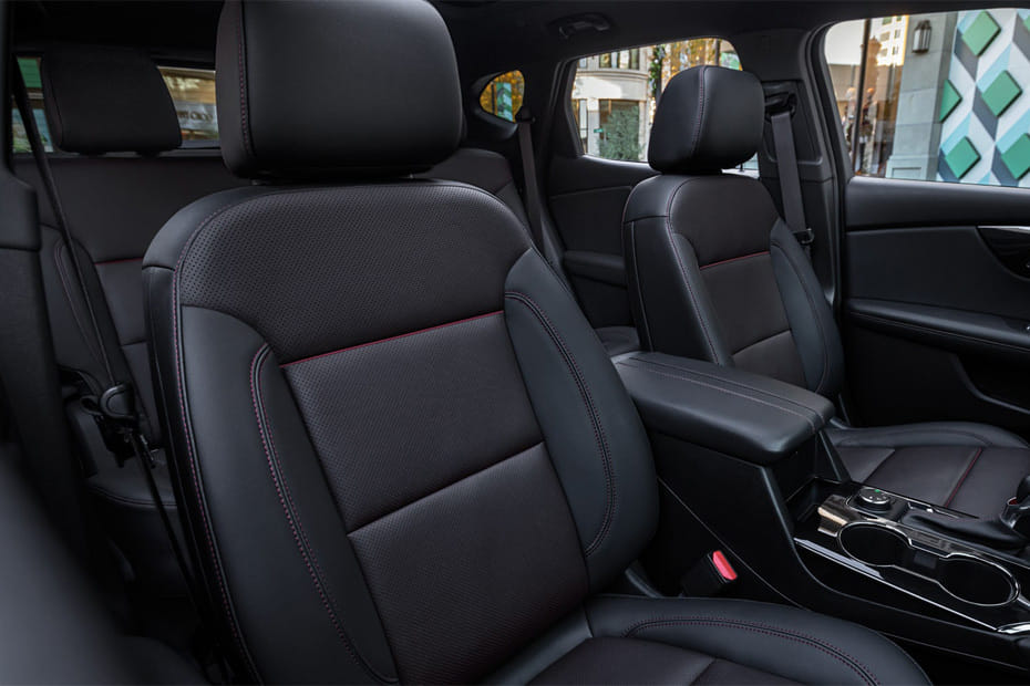 بليزر Front Seats