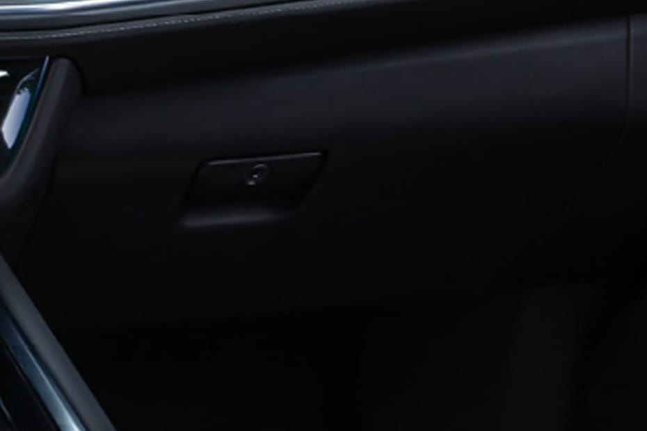 Chevrolet Tahoe Glove Box