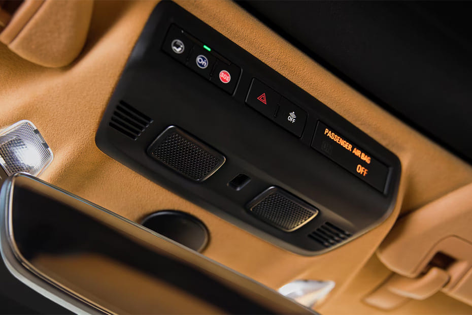 كورفيت إي-راي Courtesy Lamps