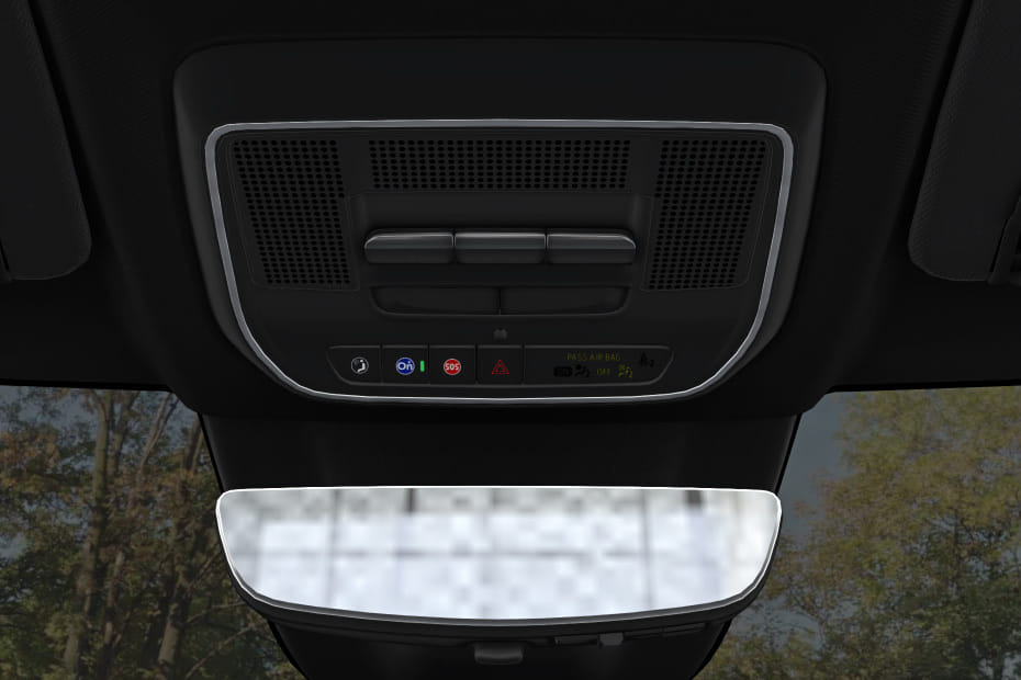 إيكوينوكس إي في Courtesy Lamps