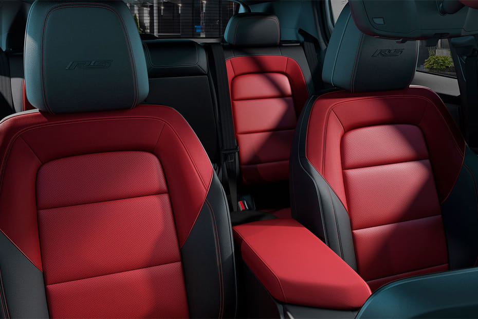 إيكوينوكس إي في Front Seats