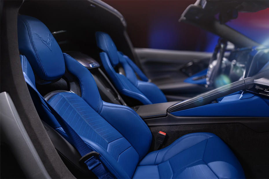 كورفيت زد٠٦ ٢٠٢٦ Front Seats