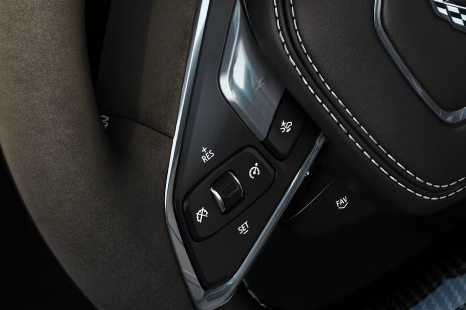 شفروليه كورفيت زد٠٦ ٢٠٢٦ Multi Function Steering
