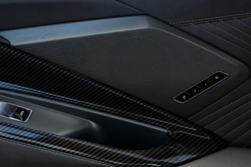 Speakers View of شفروليه كورفيت زد٠٦ ٢٠٢٦