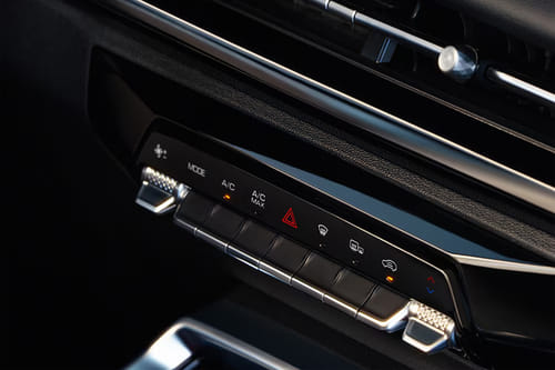 Front AC Controls of شفروليه جروف