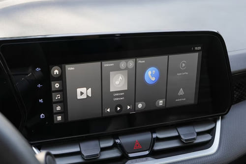 Stereo View of Cruze