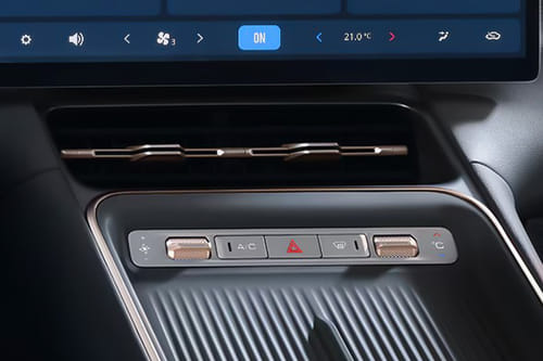 Front AC Controls of Chevrolet Captiva EV