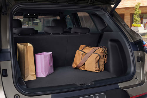 Storage Closer View of Chevrolet Captiva EV