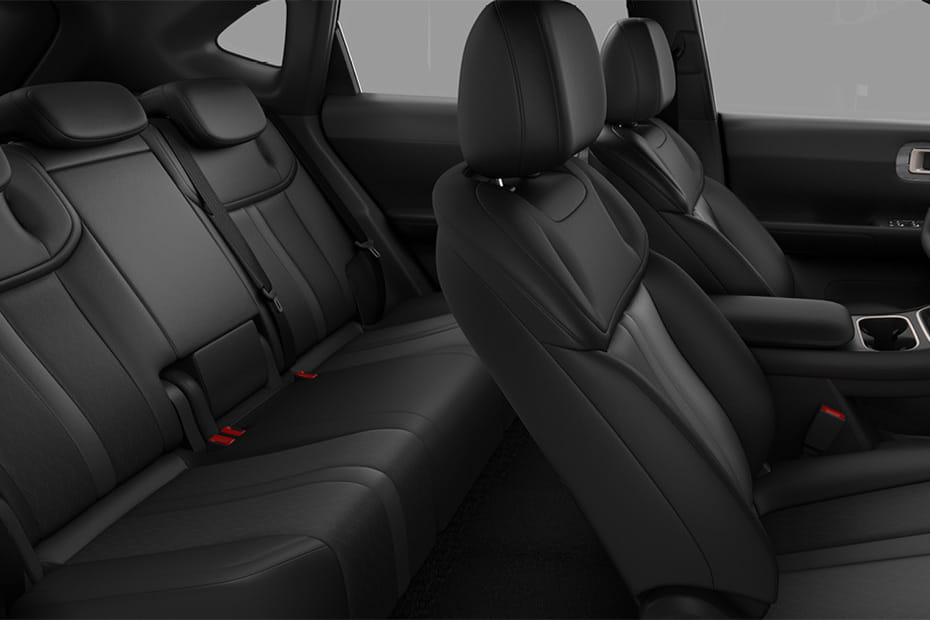 Chevrolet Captiva PHEV Front And Rear Seats Together