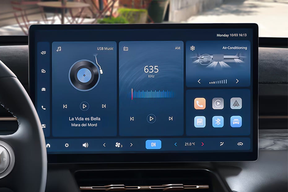 Stereo View of Captiva PHEV