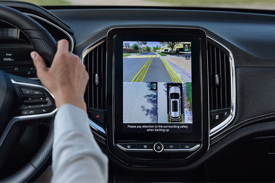 Captiva Parking Assist