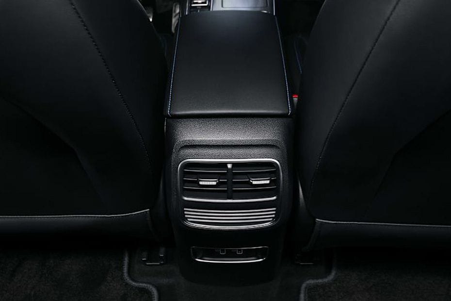 RX5 Rear AC Controls