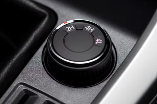 Center Controls of إم جي T60