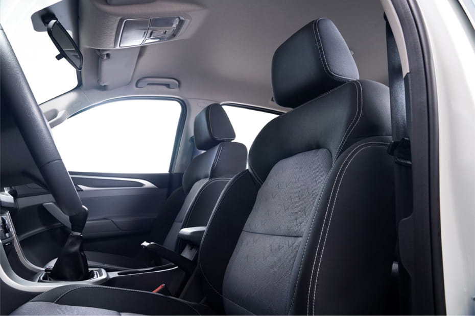 T60 Front Seats