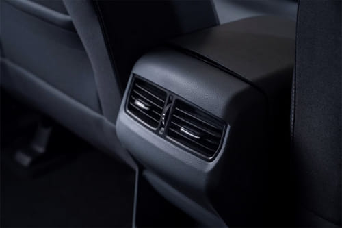 T60 Rear AC Controls