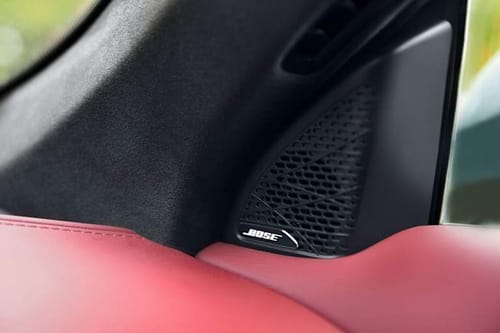 Speakers View of إم جي 7