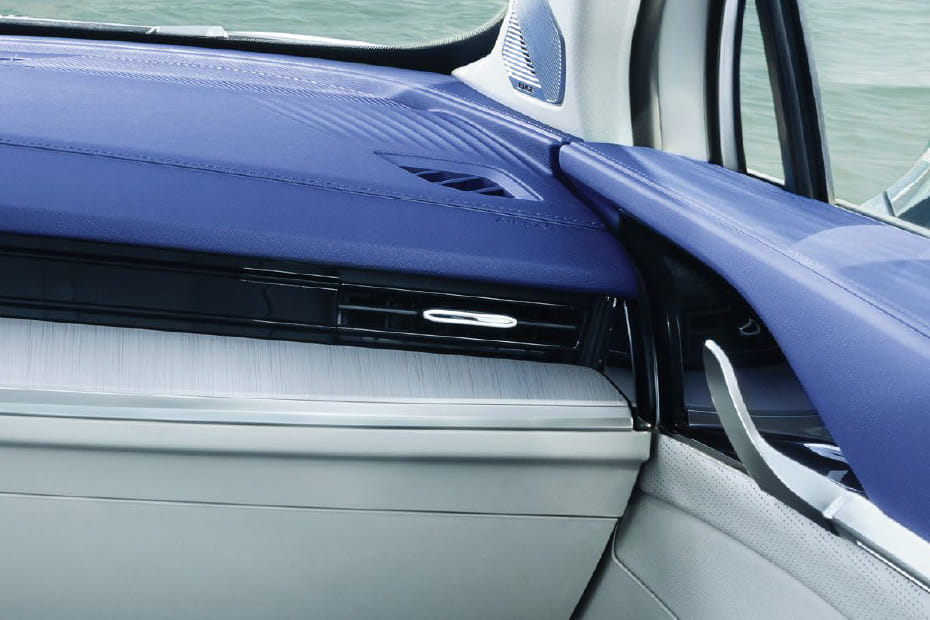 Whale Front Side Ac Vents