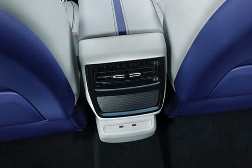 ويل Rear AC Controls