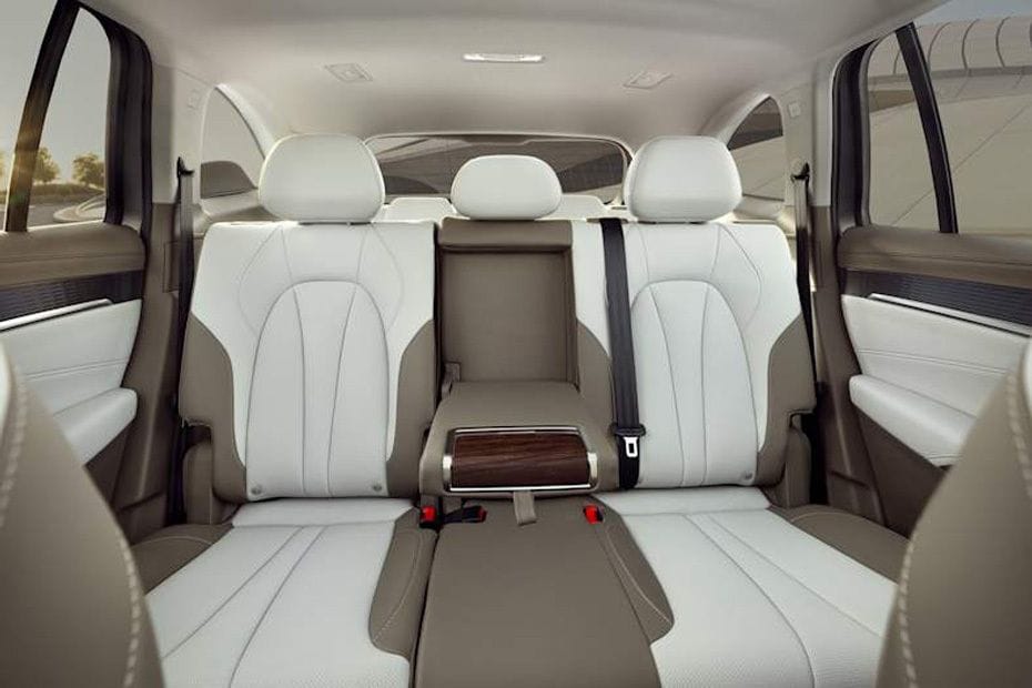MG RX9 Rear Seats