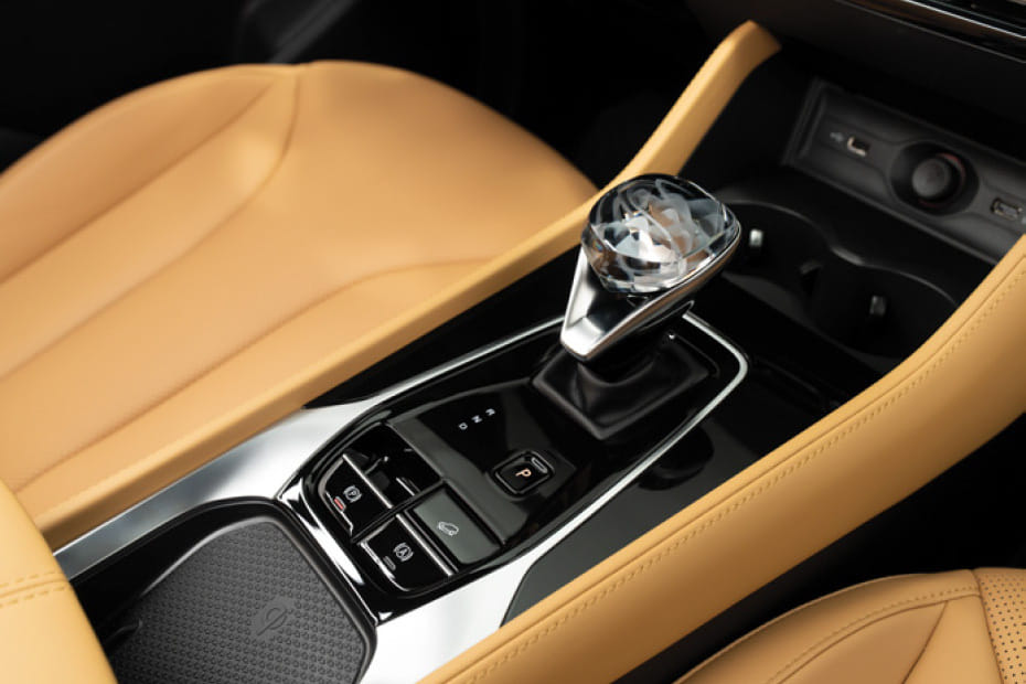 MG HS Gear Shifter
