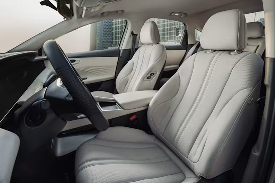 8 Front Seats