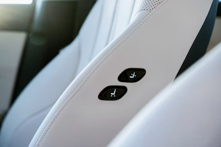 MG 8 Seat Adjustment Controllers