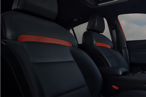جي تي 2026 Front Seats