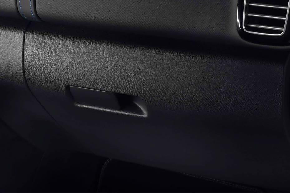 سيتروين سي 5 إيركروس Glove Box