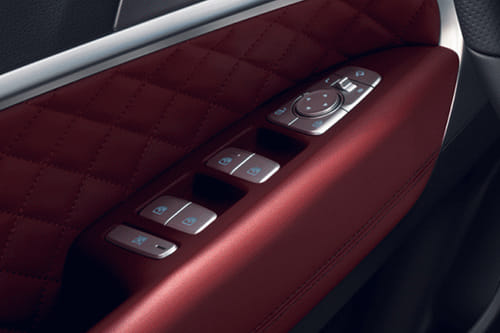 Genesis G70 Drivers Side In Side Door Controls