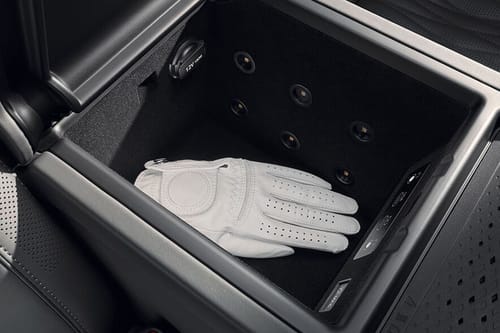Genesis G90 Glove Box Open