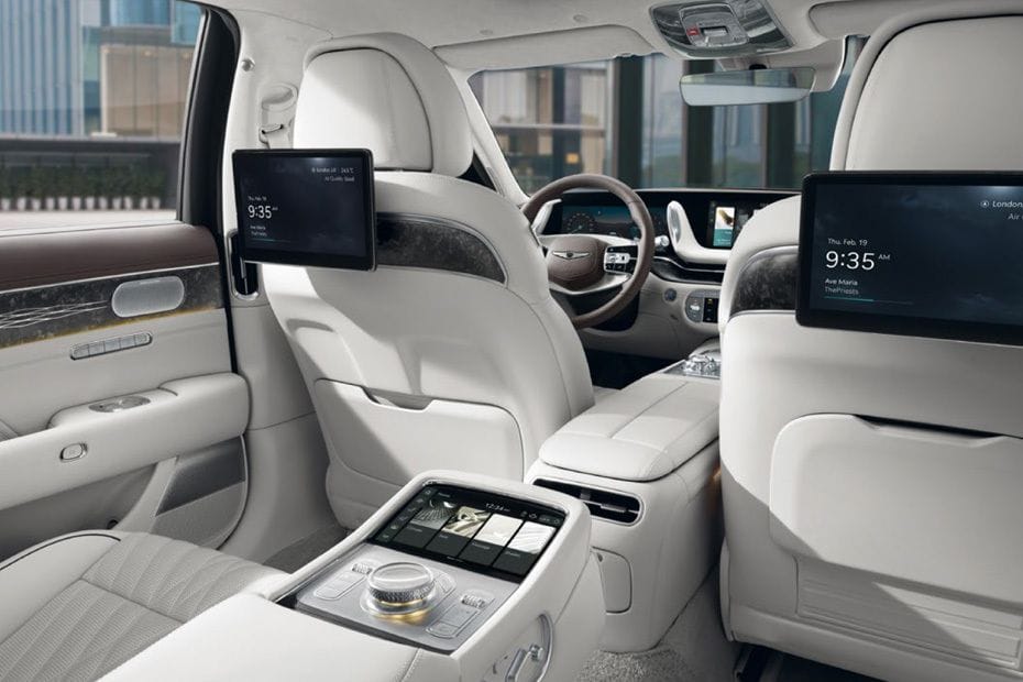 Rear Seat Entertainment of Genesis G90