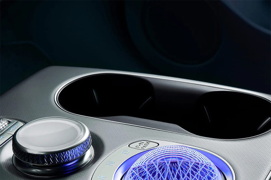 GV 60 Cup Holders