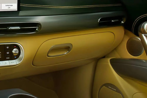 Genesis GV 60 Glove Box
