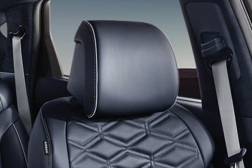 GV80 Coupe Front Seat Headrest