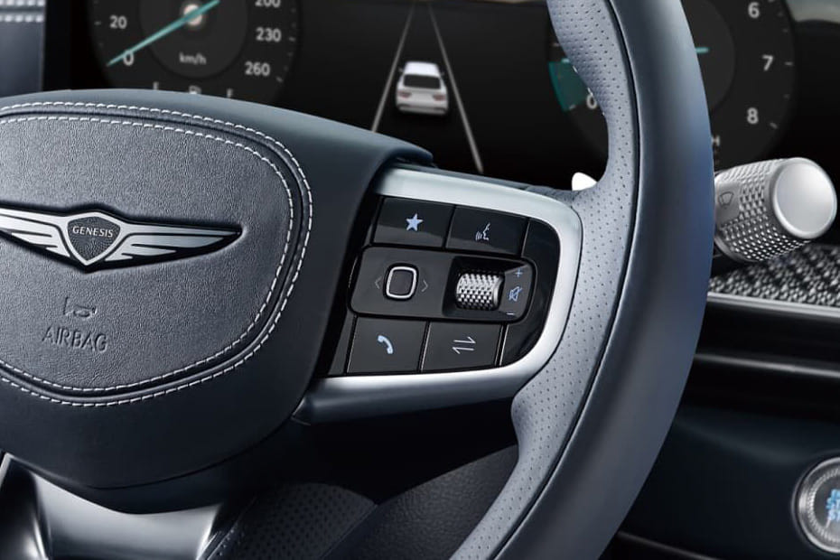 جينيسيس جي في 80 كوبيه Multi Function Steering