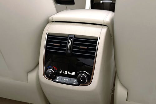 BX7 Rear AC Controls
