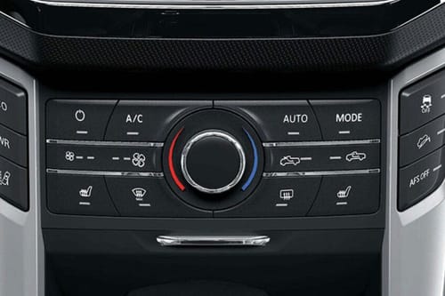 Front AC Controls of Maxus T60