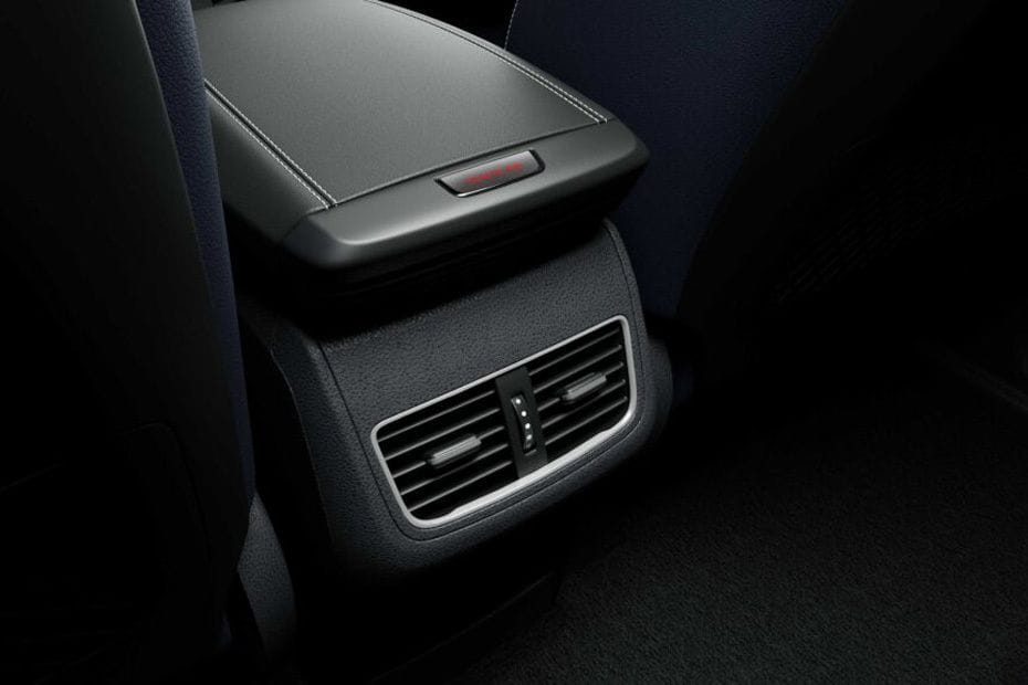 دي 60 ماكس Rear AC Controls