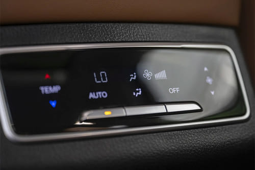 سي اس95 Rear AC Controls