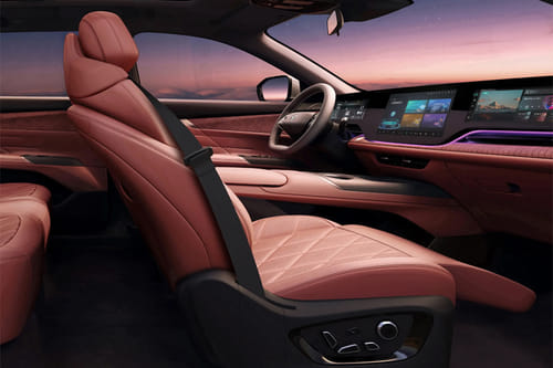 سي اس 75 بلس Front Seats