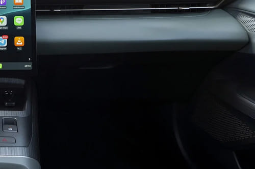 شانجان ايدو بلس Glove Box